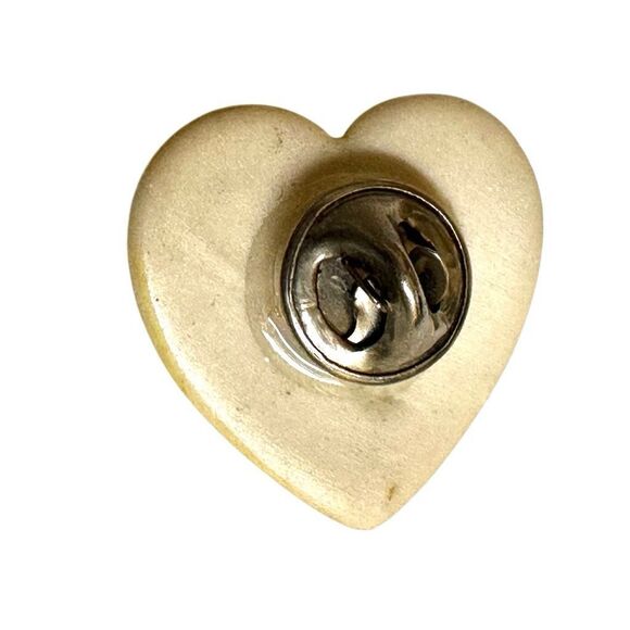 Hand painted porcelain heart pin - Picture 3 of 5